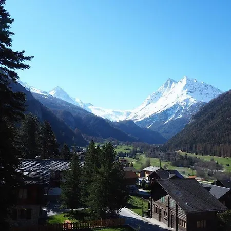 Renovierte Mit Ausblick Für 1-2 Personen *