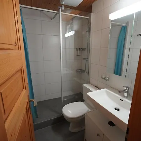 Renovierte Mit Ausblick Fuer 1-2 Personen Daire