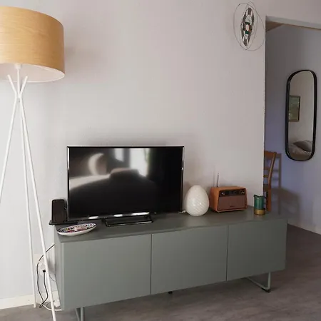 Renovierte Mit Ausblick Fuer 1-2 Personen *